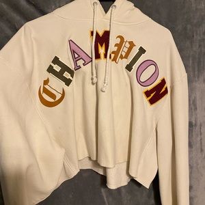 Cropped Champion Hoodie